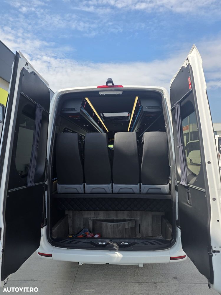 Mercedes-Benz Sprinter 519 - 18