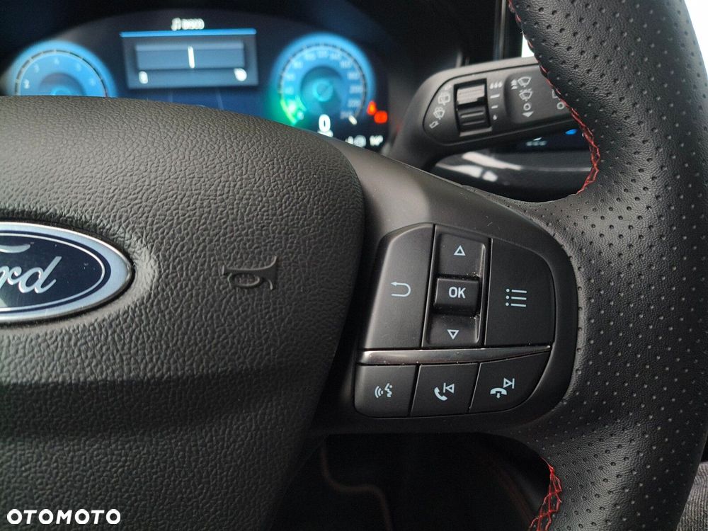 Ford Focus 1.0 EcoBoost mHEV ST-Line X - 15