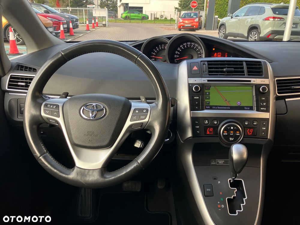 Toyota Verso 1.8 Prestige MS 7os EU6 - 23