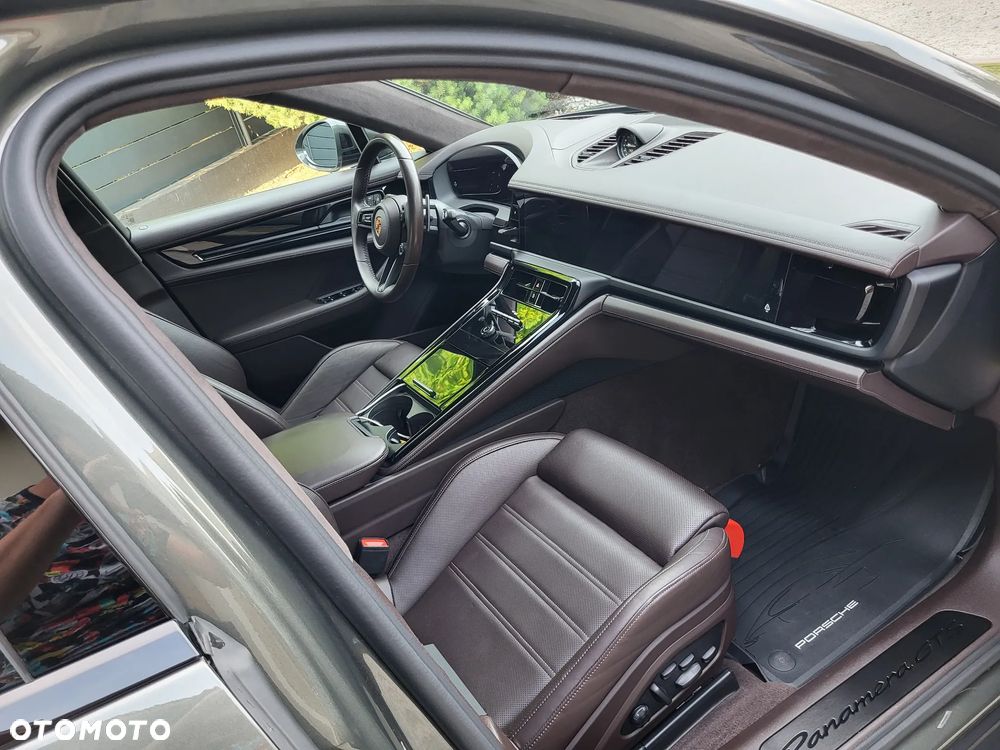 Porsche Panamera - 15
