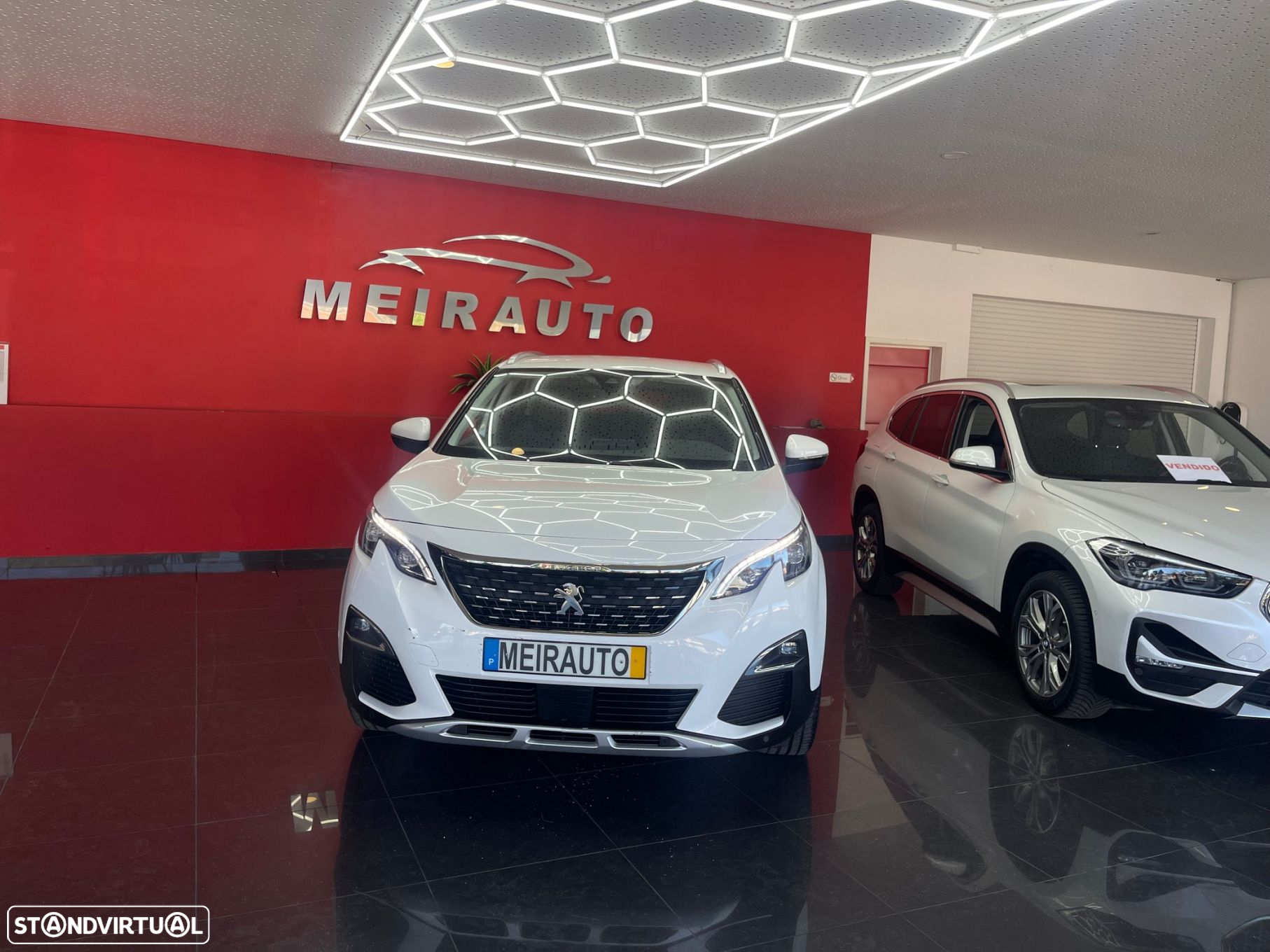 Peugeot 3008 1.5 BlueHDi Allure Pack EAT8 - 16