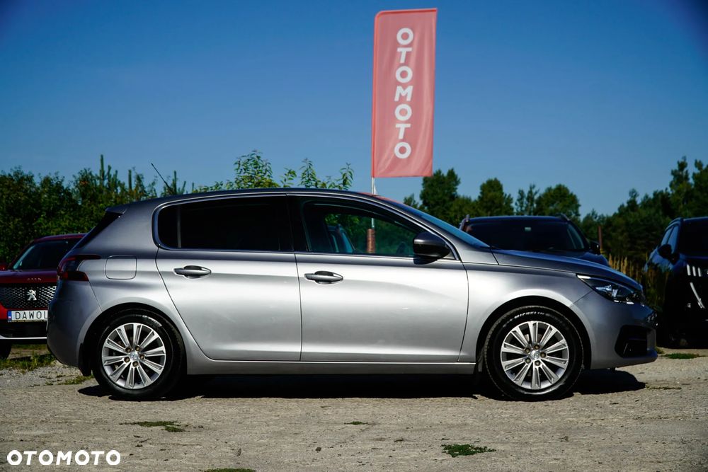 Peugeot 308 - 13