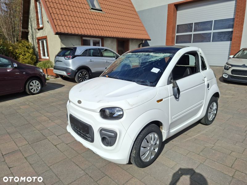 Microcar DUE - 3