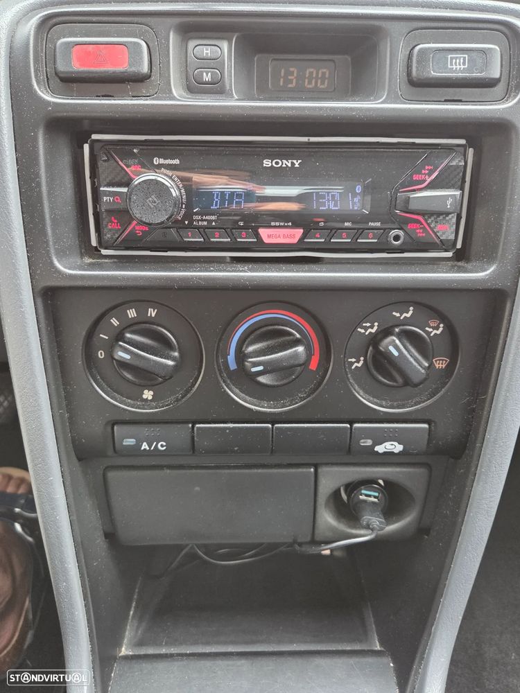 Honda Civic 1.4i S - 25