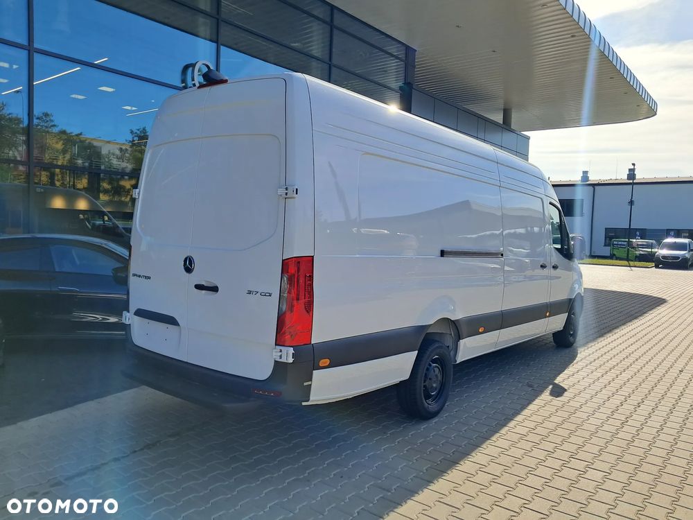 Mercedes-Benz Sprinter 317 CDI Furgon PRO ekstra długi - 5
