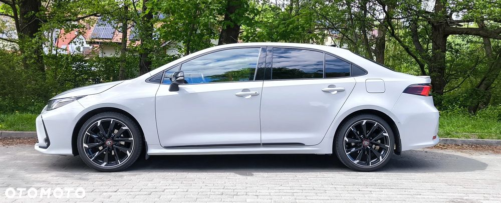 Toyota Corolla - 3