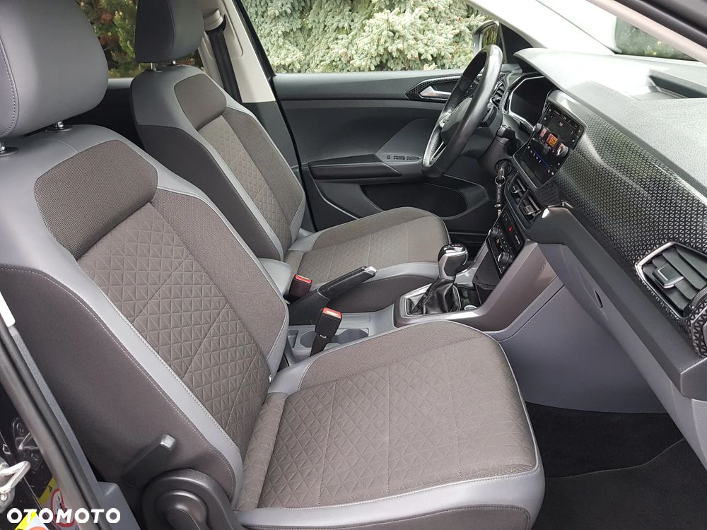 Volkswagen T-Cross 1.0 TSI Style DSG - 28