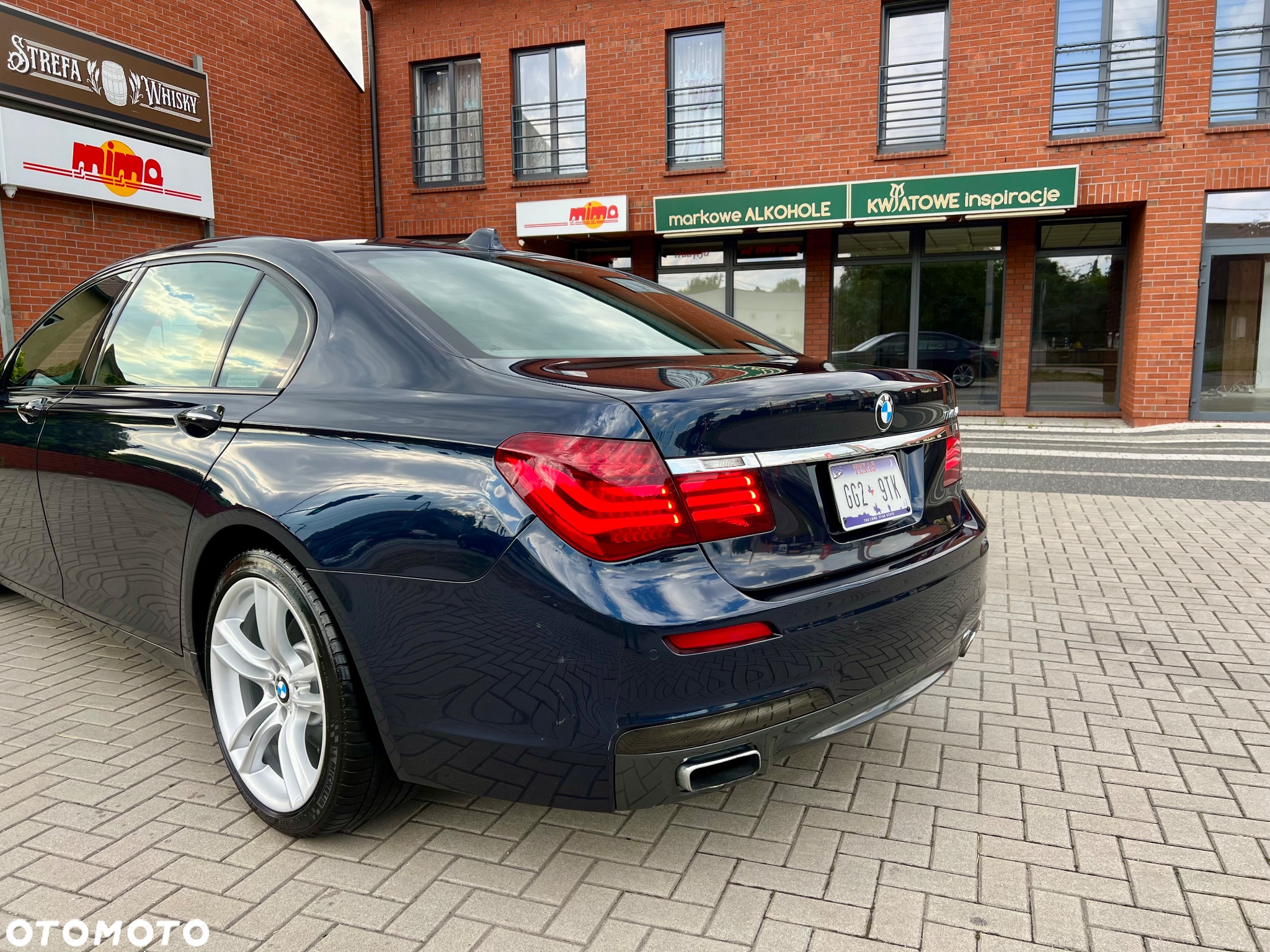 BMW Seria 7 740Li - 8