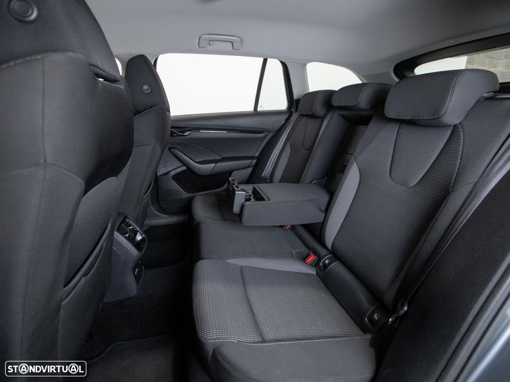 Skoda Octavia Break 2.0 TDI Ambition - 11