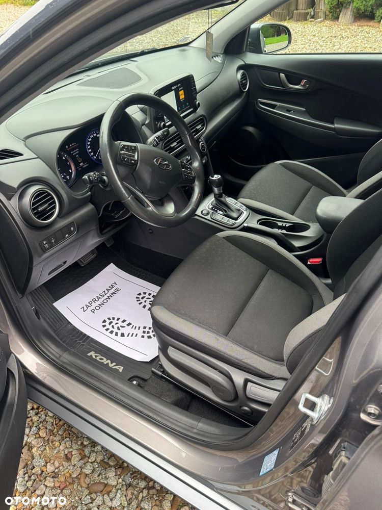 Hyundai Kona - 12