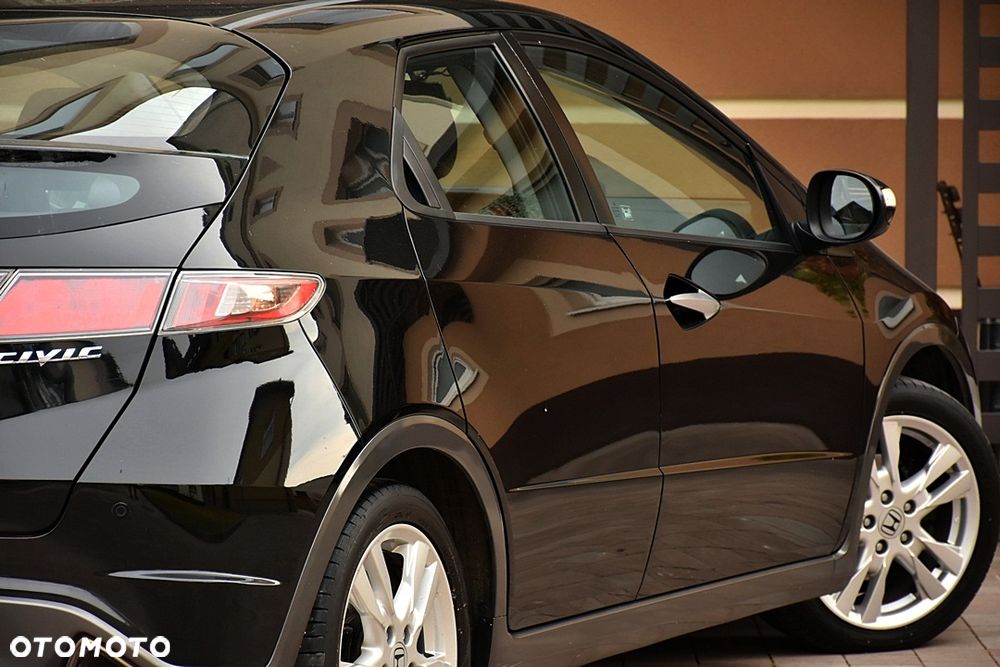 Honda Civic 1.8i-VTEC Comfort - 11