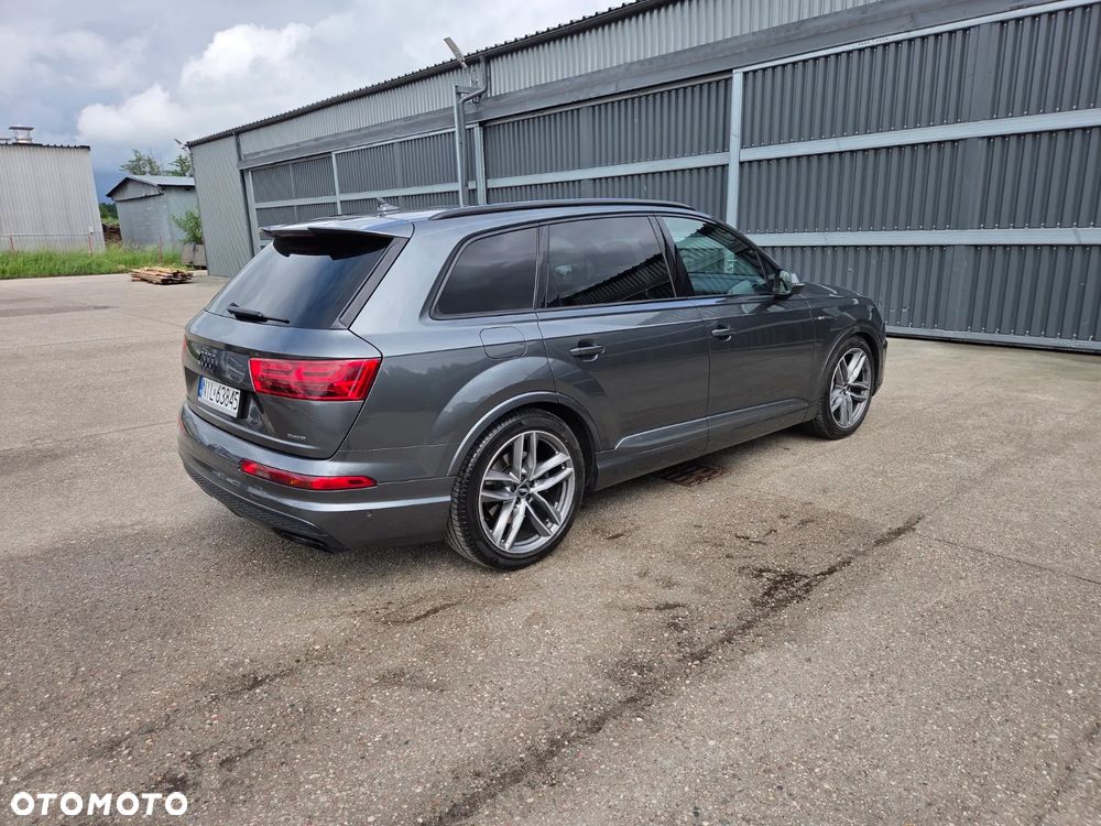 Audi Q7 - 8