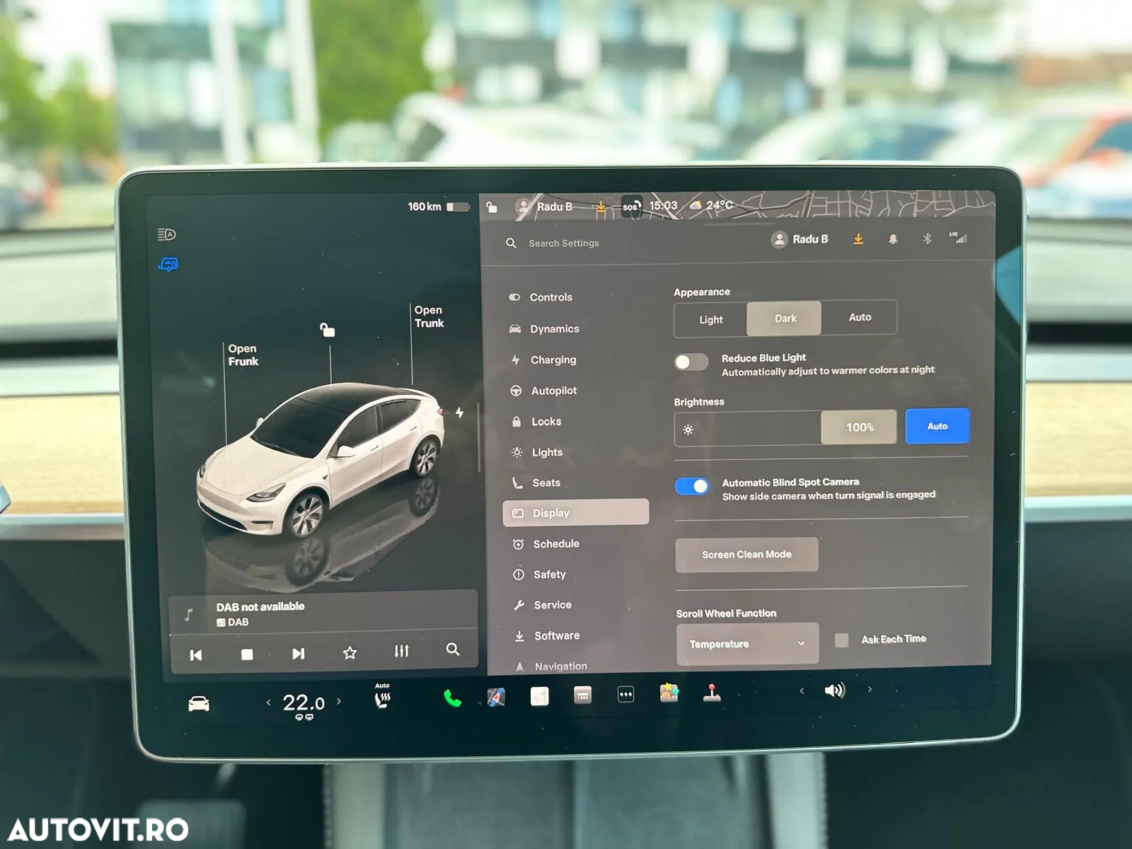 Tesla Model Y Long Range Dual Motor AWD - 18