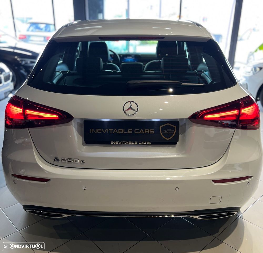 Mercedes-Benz A 250 e - 10