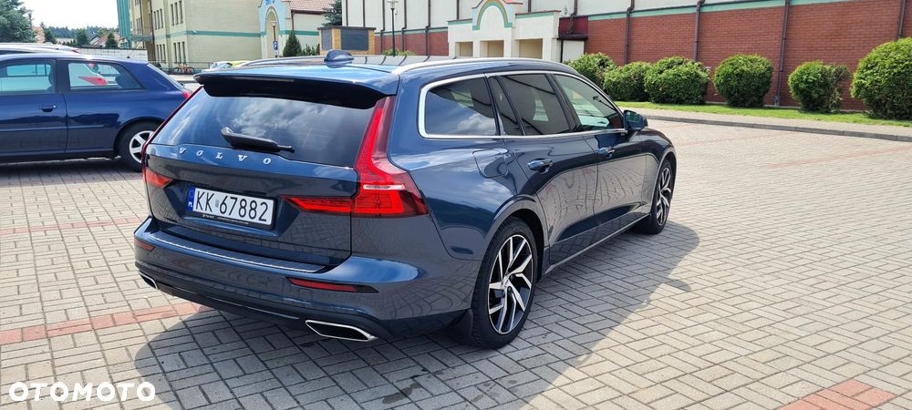 Volvo V60 D3 Momentum - 28