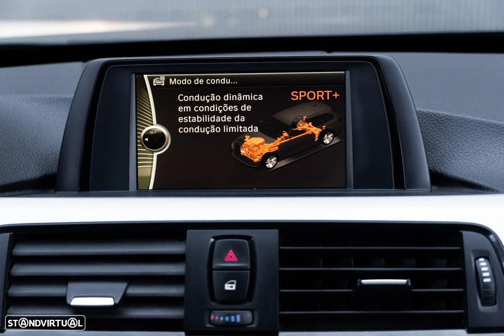 BMW 318 d Auto Line Sport - 21