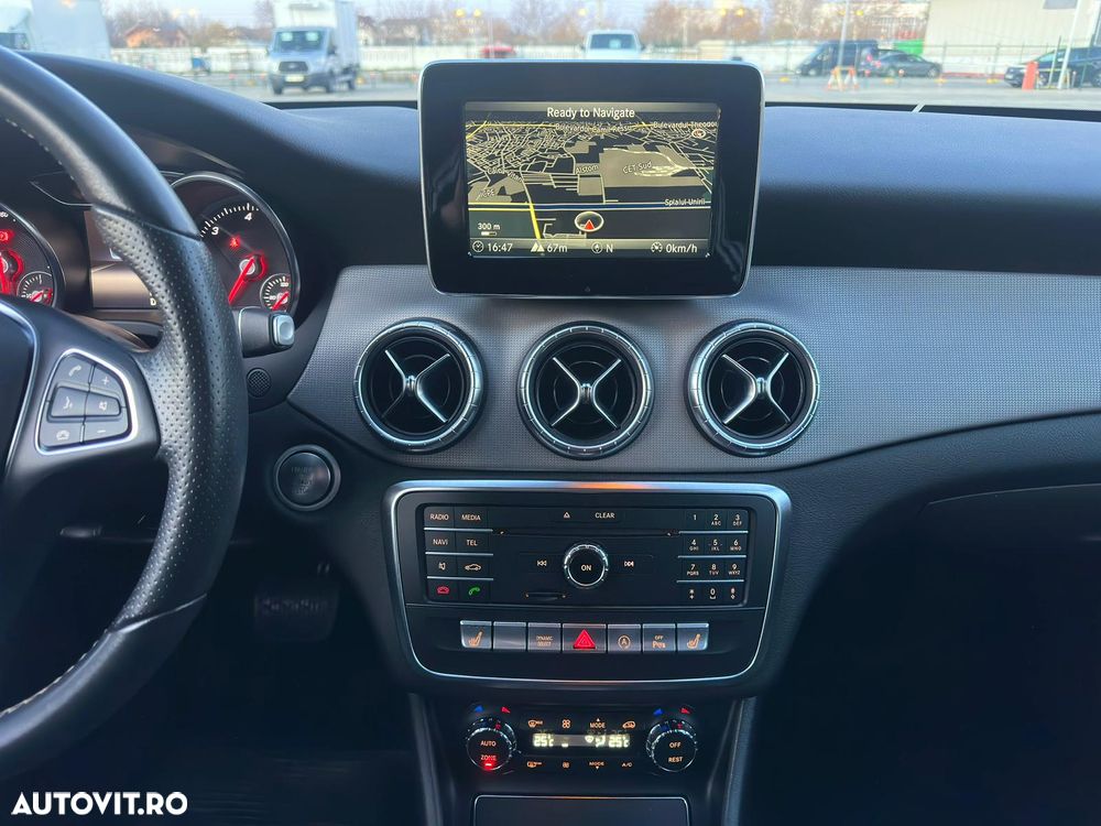 Mercedes-Benz CLA - 13