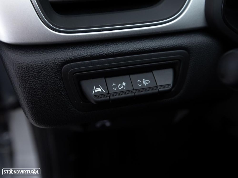Renault Captur 1.0 TCe Techno Bi-Fuel - 14