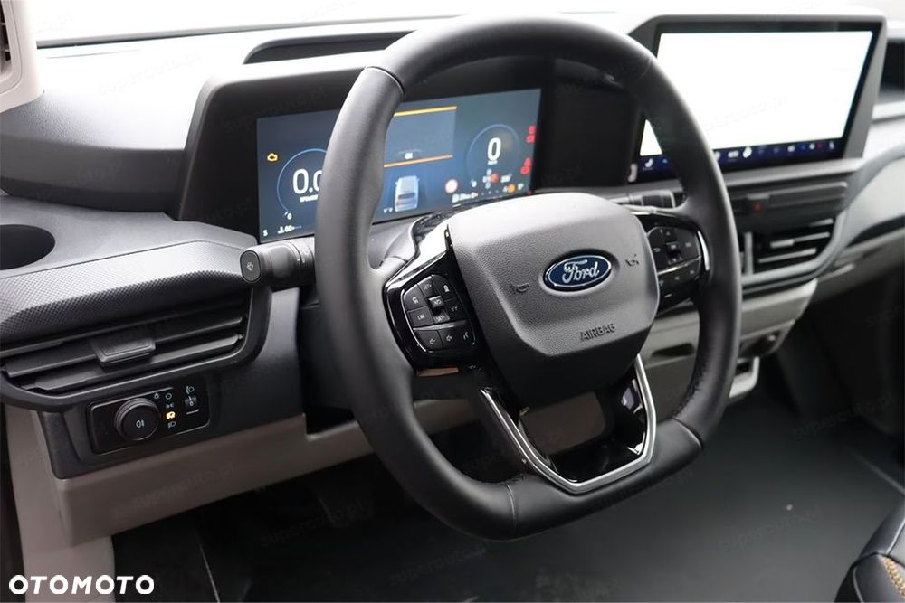 Ford Transit Custom 320 L2H1 Trail A8 AWD 2.0 170KM - 10