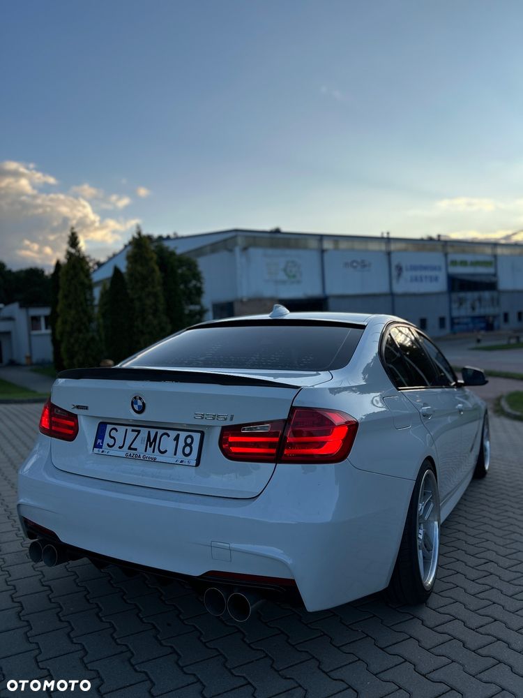 BMW Seria 3 335i xDrive - 4