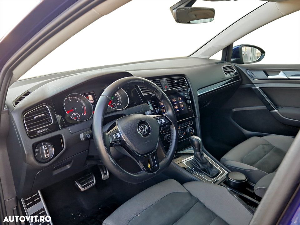 Volkswagen Golf 1.6 TDI DSG Highline - 17