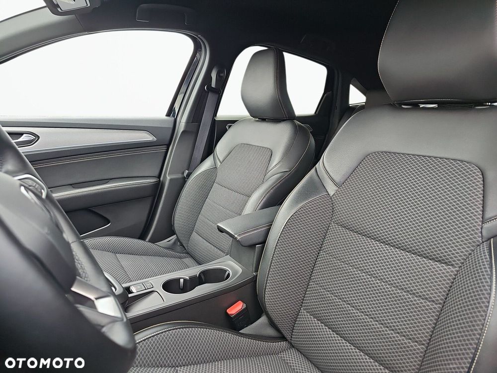 Renault Arkana 1.3 TCe mHEV Techno EDC - 12