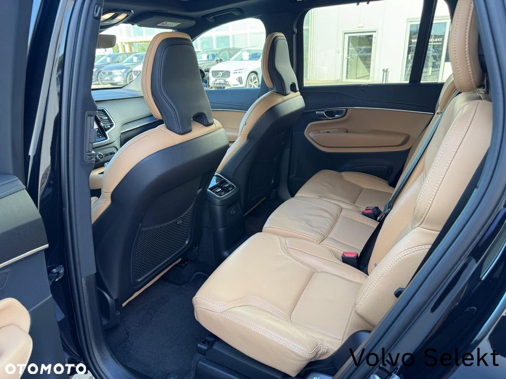 Volvo XC 90 - 16