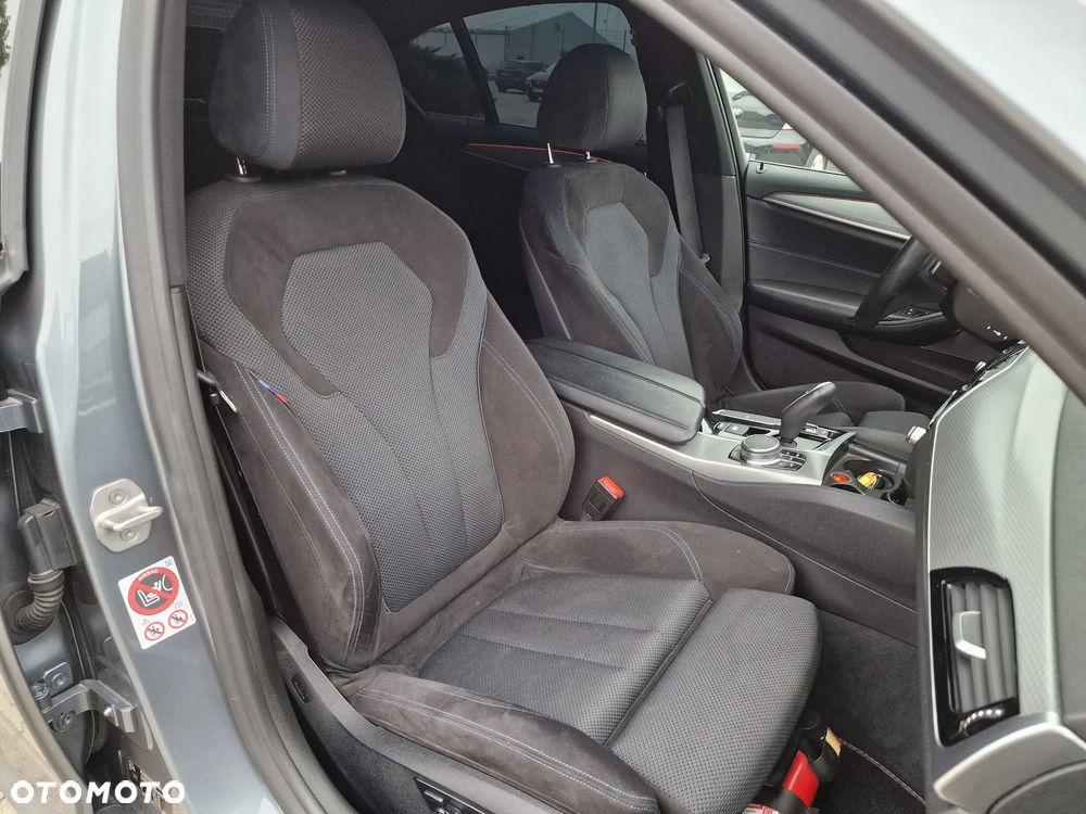BMW Seria 5 520d xDrive M Sport sport - 14