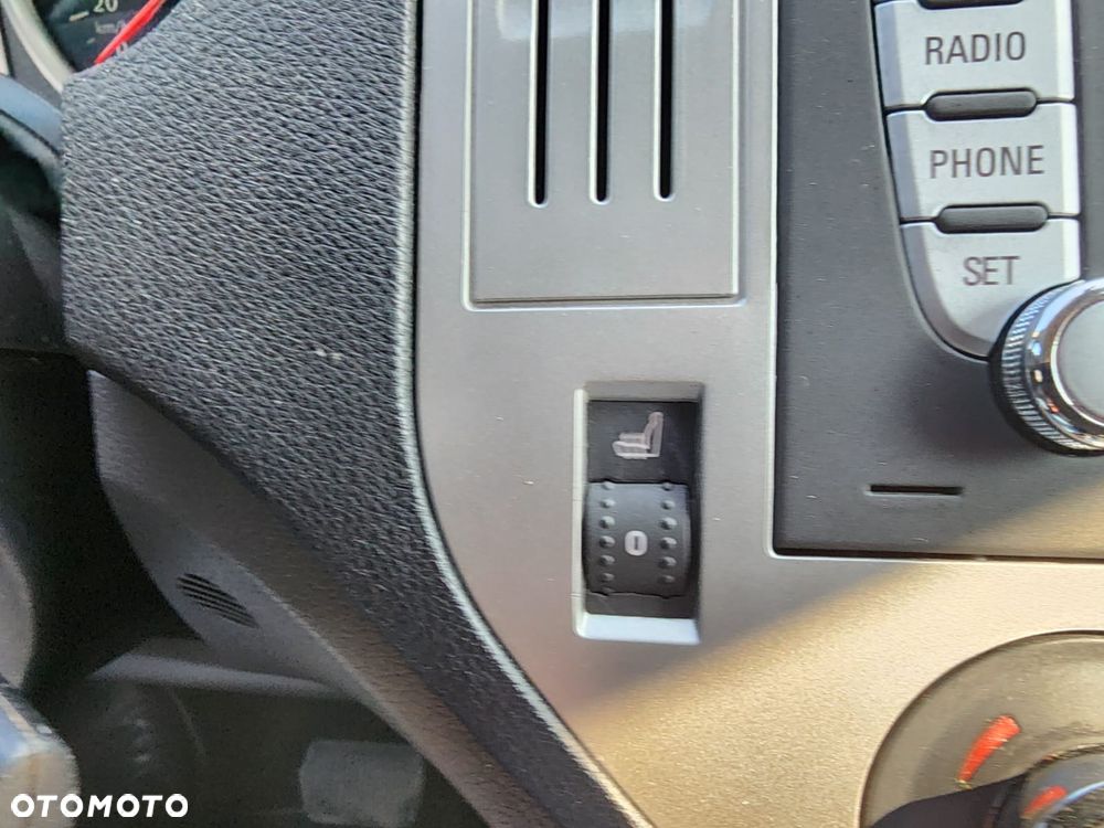 Ford C-MAX 2.0 Ghia - 23