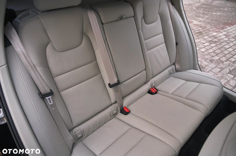 Volvo V60 B4 D Geartronic Inscription - 25