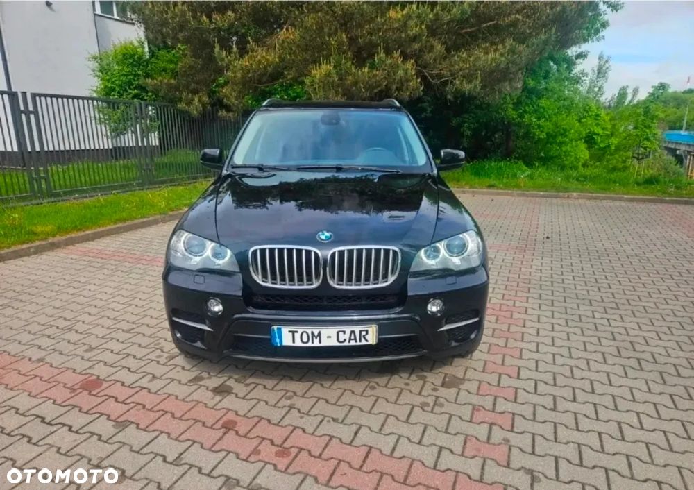 BMW X5 2012 photo 2