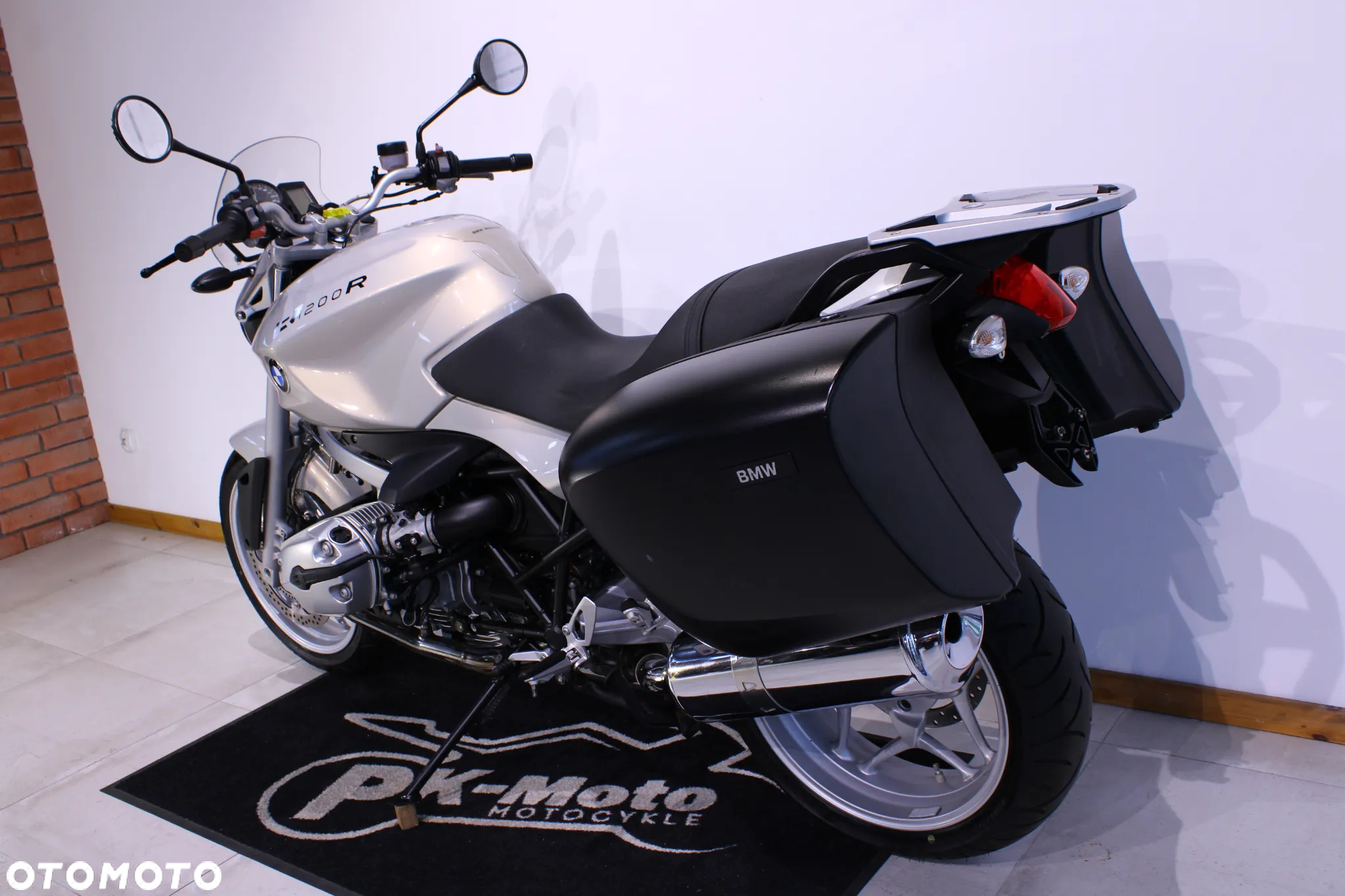 BMW R - 6