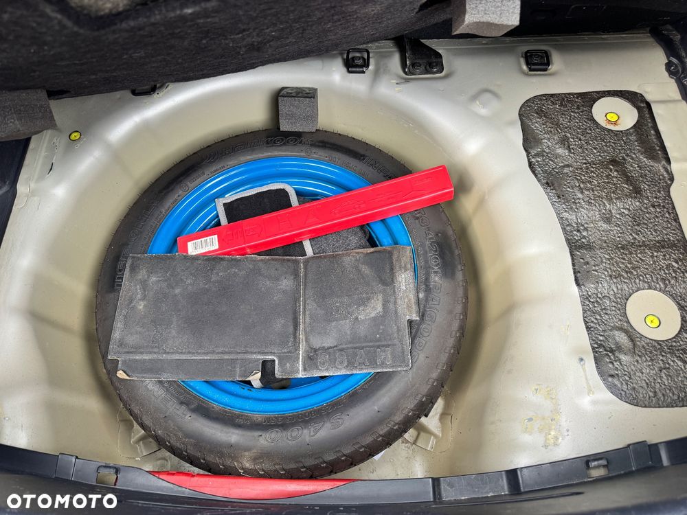 Kia Rio 1.4 crdi M - 11