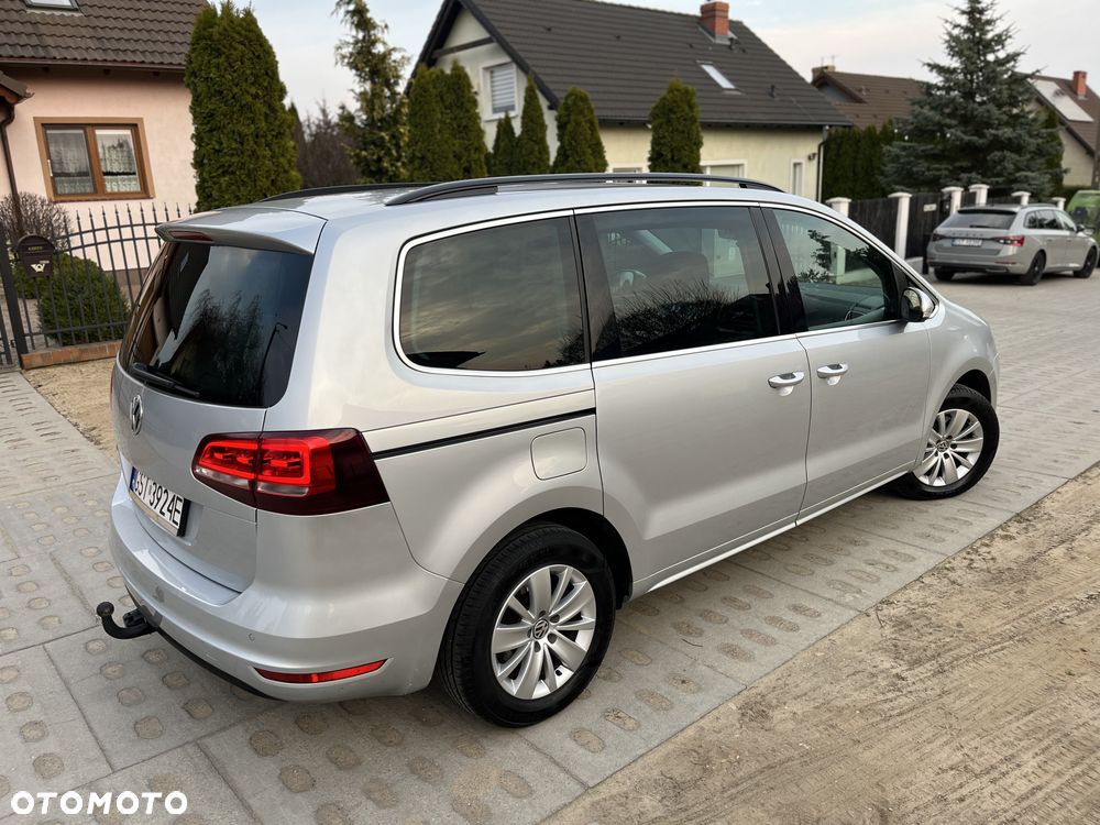 Volkswagen Sharan 2.0 TDI DSG 4MOTION (BlueMotion Technology) Sound - 32