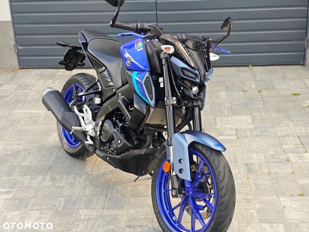Yamaha MT - 30