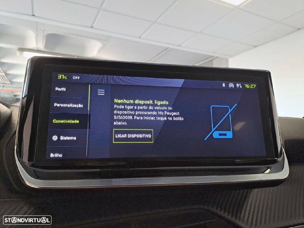 Peugeot 2008 1.2 Hybrid Allure e-DCS6 - 17