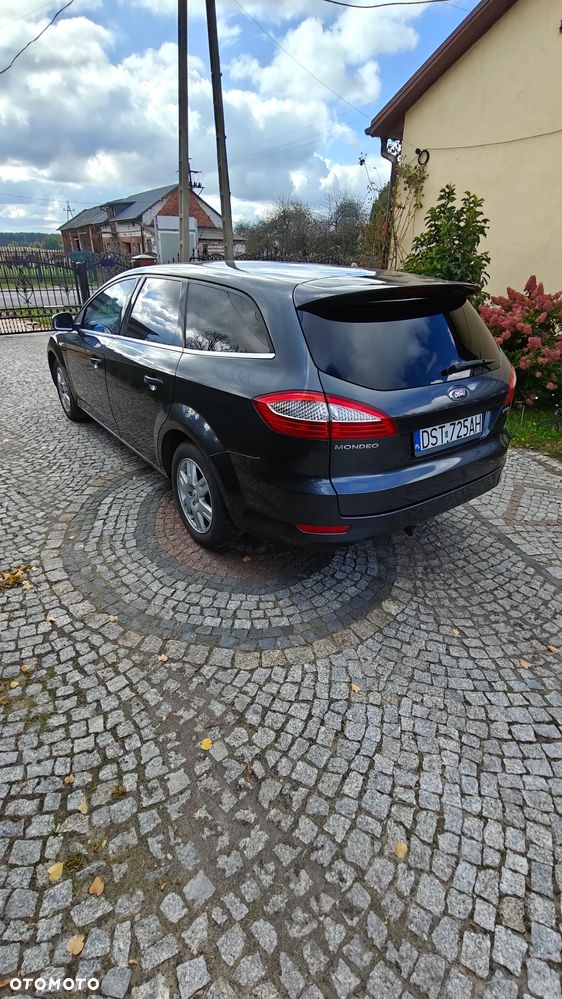 Ford Mondeo 2.2 TDCi Titanium - 4