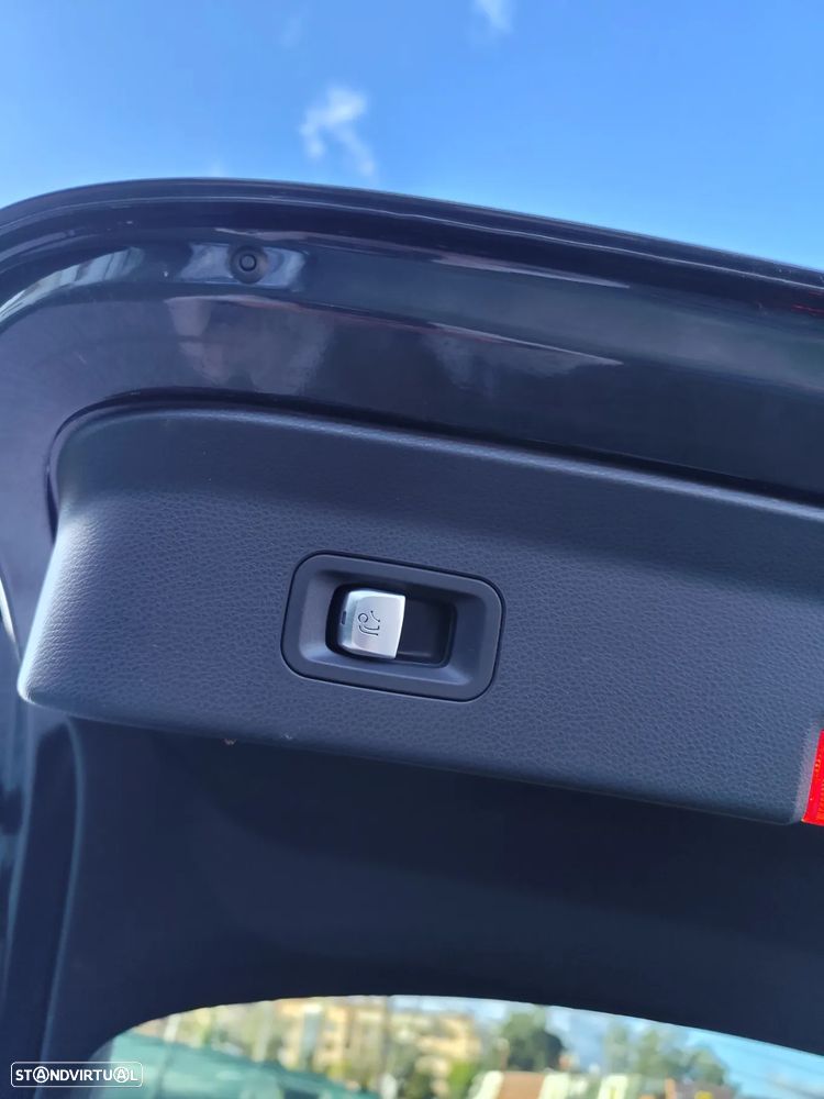 Mercedes-Benz GLC 300 de Coupe 4Matic 9G-TRONIC Exclusive - 16