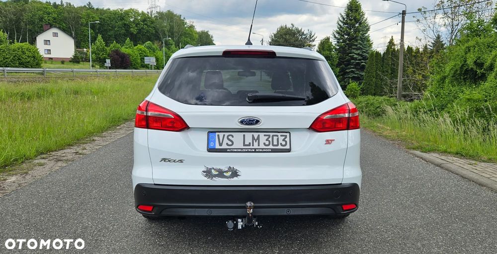 Ford Focus 1.6 TDCi DPF Start-Stopp-System SYNC Edition - 5