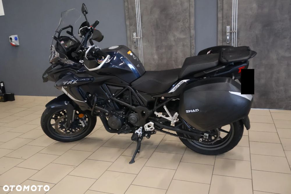 Benelli TRK 502 - 3