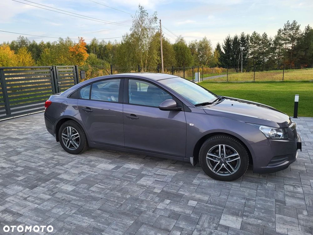 Chevrolet Cruze - 2