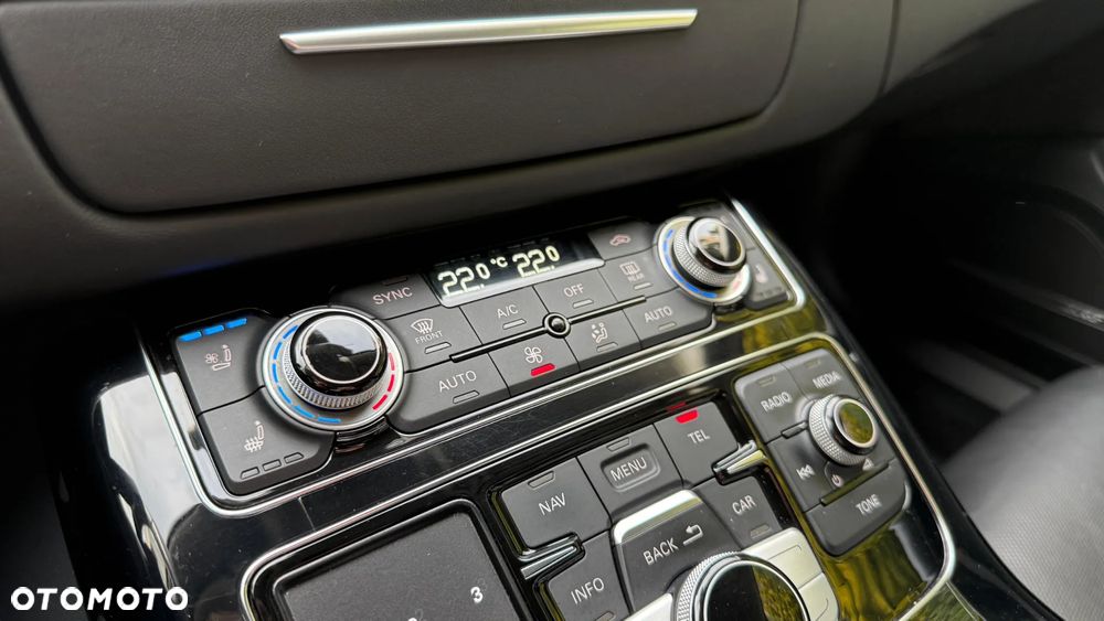 Audi A8 4.2 TDI clean diesel Quattro - 11