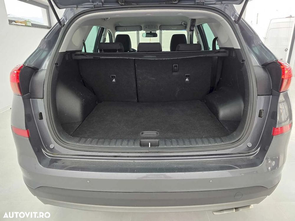 Hyundai Tucson 1.6 T-GDi 4WD 7DCT Premium - 10