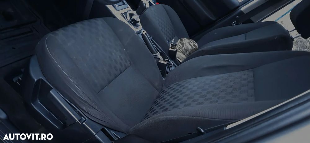 Land Rover Freelander 2.2 TD4 SE - 9