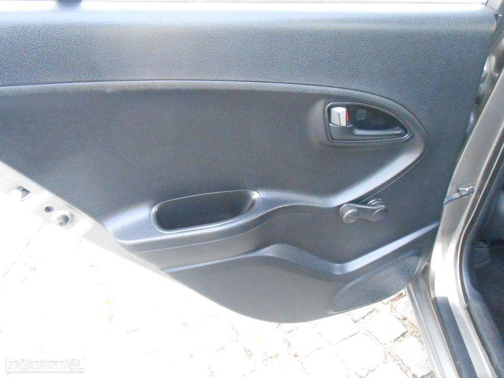 Kia Picanto 1.0 CVVT More GPL - 19