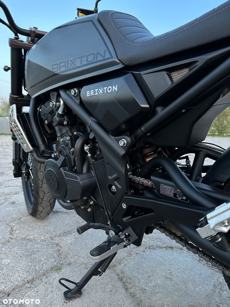 Brixton Crossfire - 19