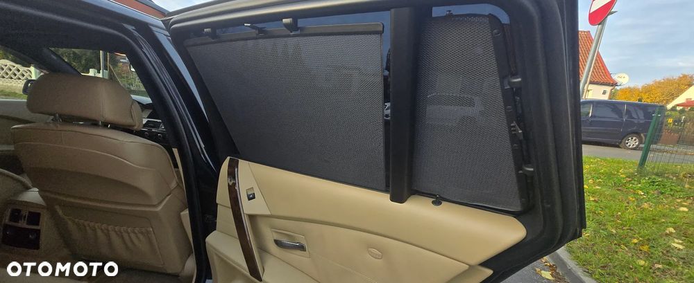 BMW Seria 5 530i - 7