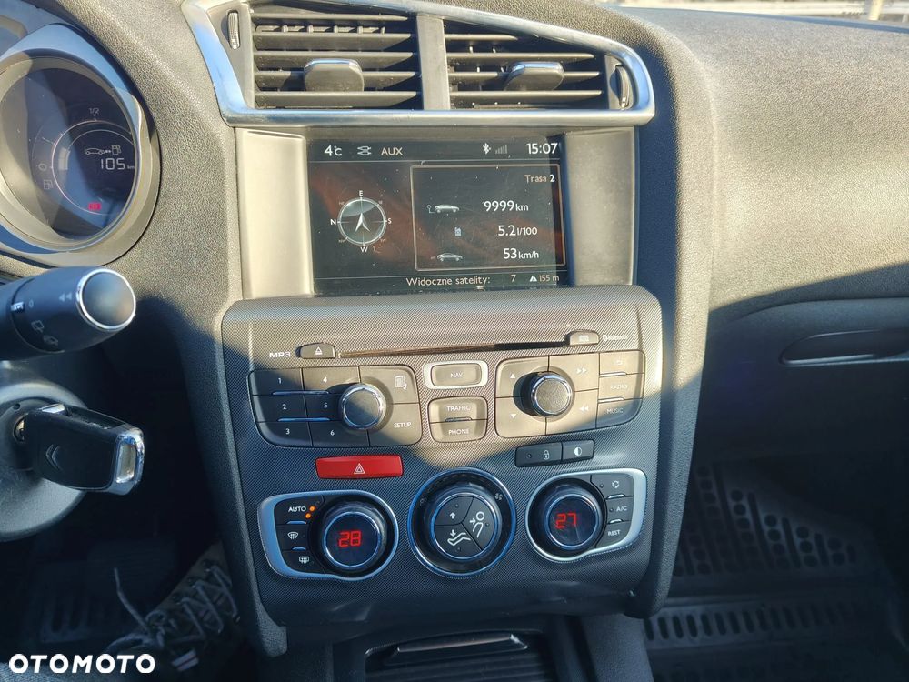 Citroën C4 e-HDi 115 ETG6 Selection - 34