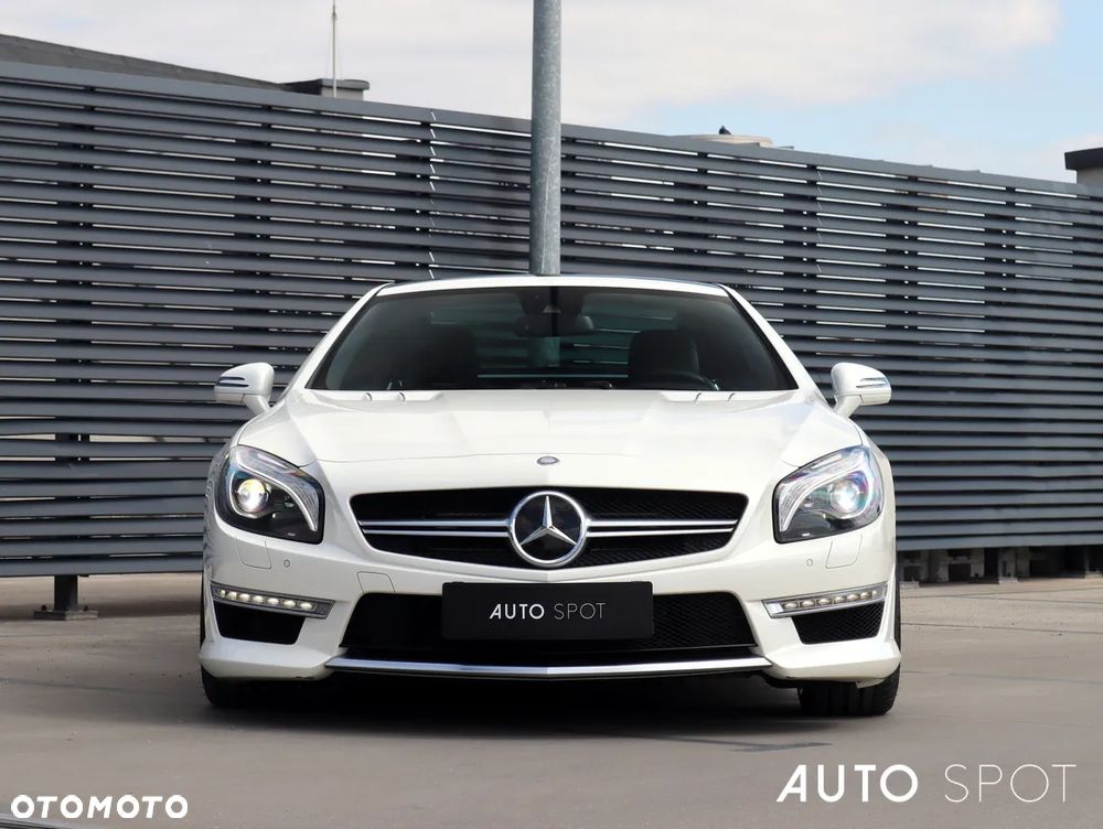 Mercedes-Benz SL 63 AMG AMG Speedshift MCT 7-Gang Sportgetriebe AMG Performance Package - 13