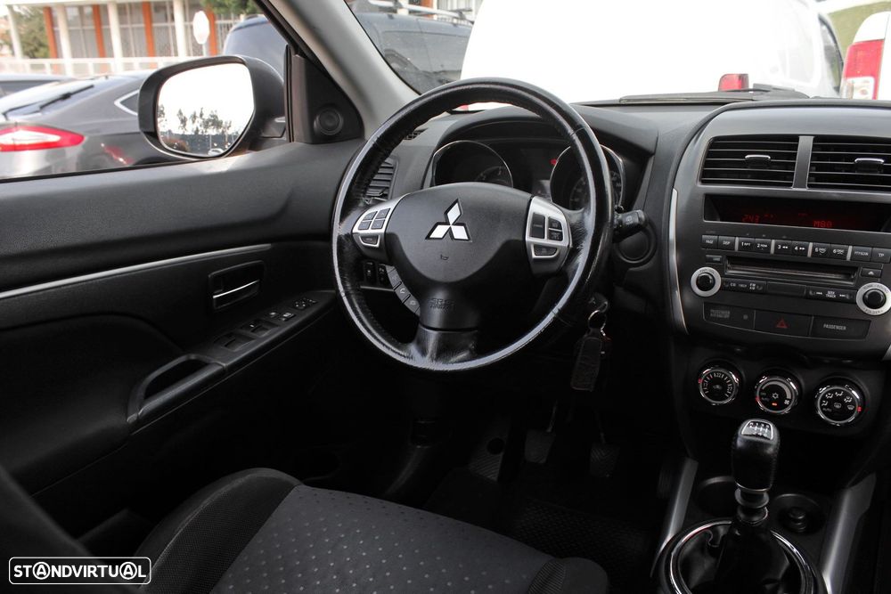 Mitsubishi ASX 1.8 DI-D Instyle - 22